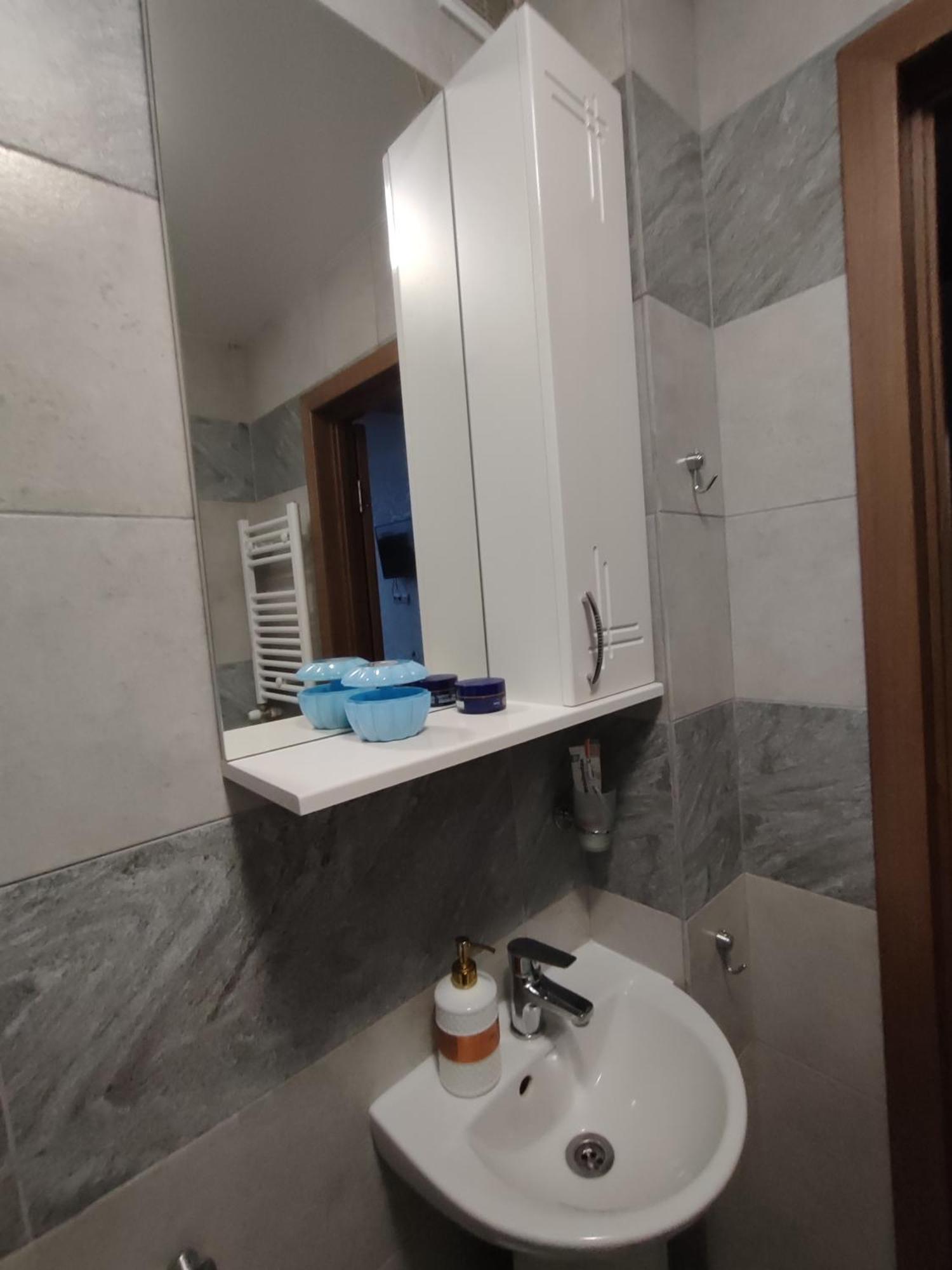 Apartament Confortabil 基希讷乌 外观 照片